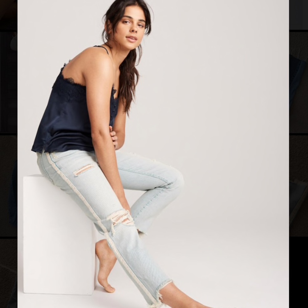 Abercrombie & Fitch Boyfriend Jeans